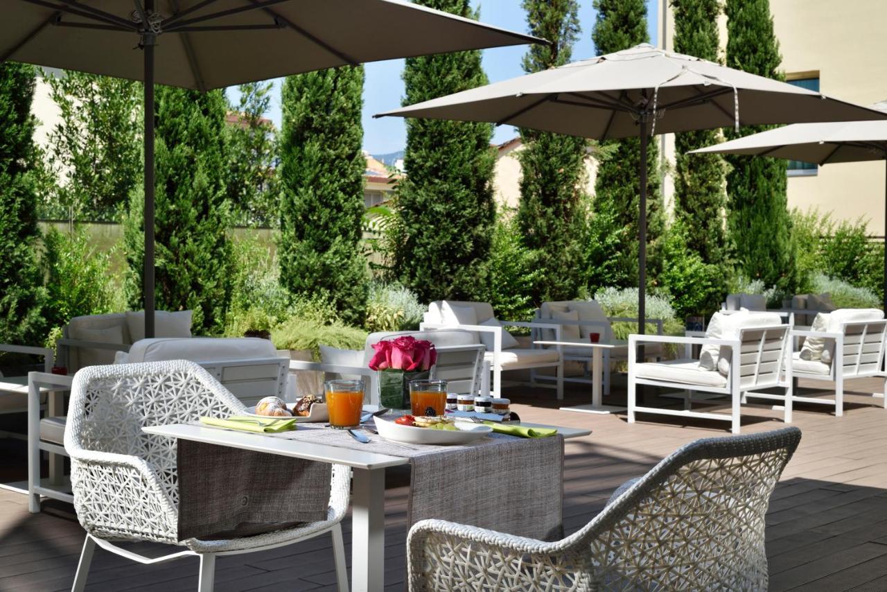 Glance In Hotel Florencia