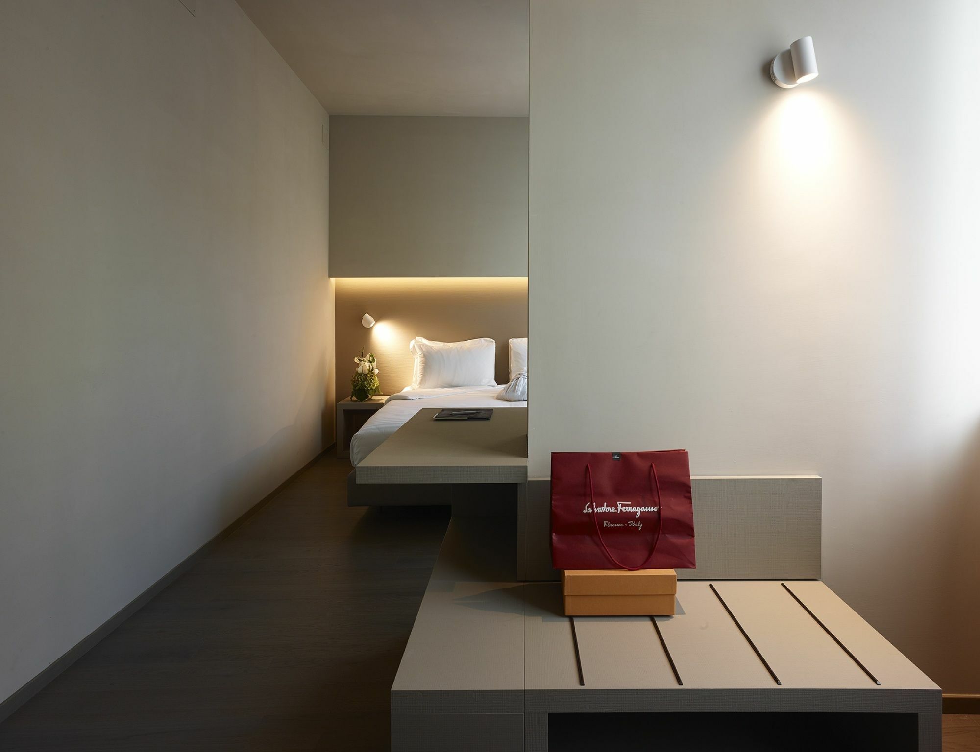 Glance In Hotel Florencia