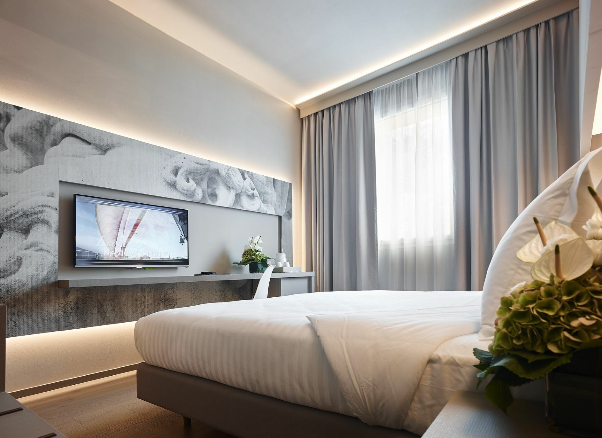 Glance In Hotel Florencia